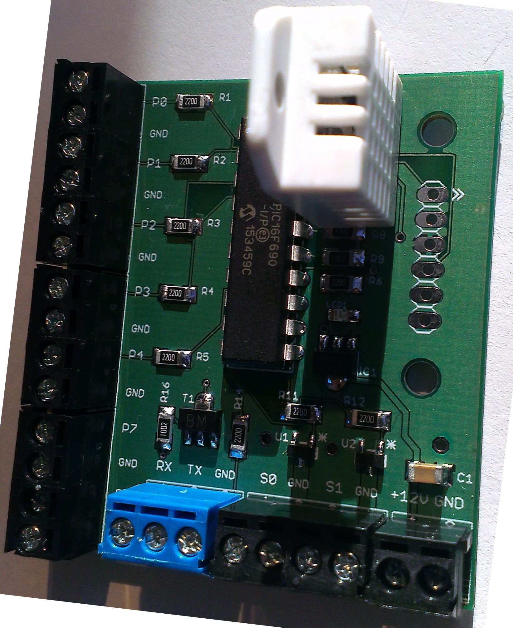 RS232 Temperature, Humidity Controller from gorky on Tindie