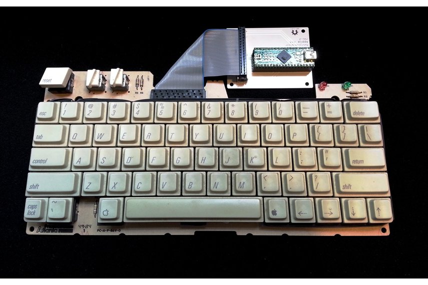 RetroConnector keyboard shield for Apple IIc+ kit
