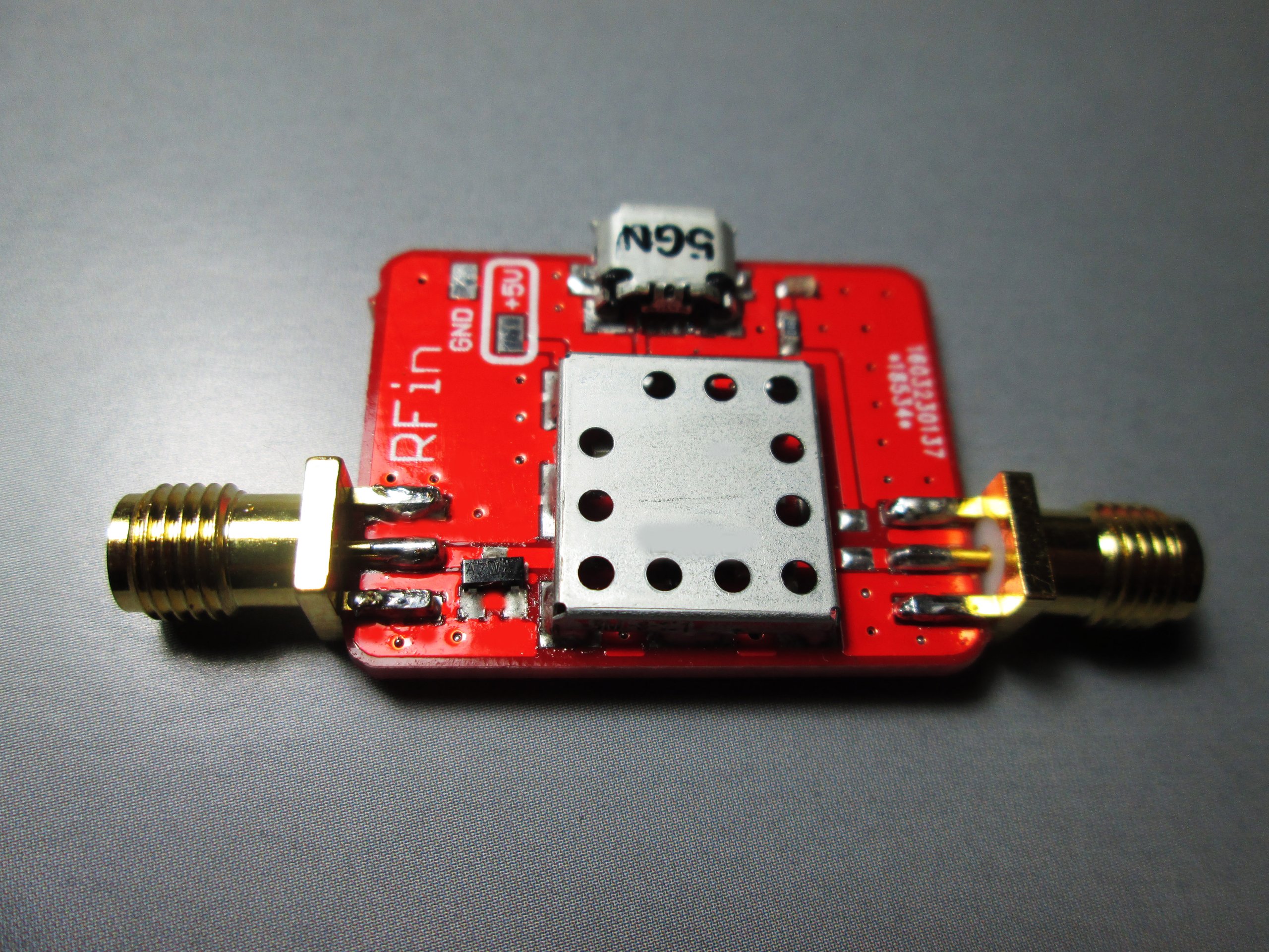 Low Noise Amplifier 103000MHz; Gain>20dB w/ ESD from gpio on Tindie