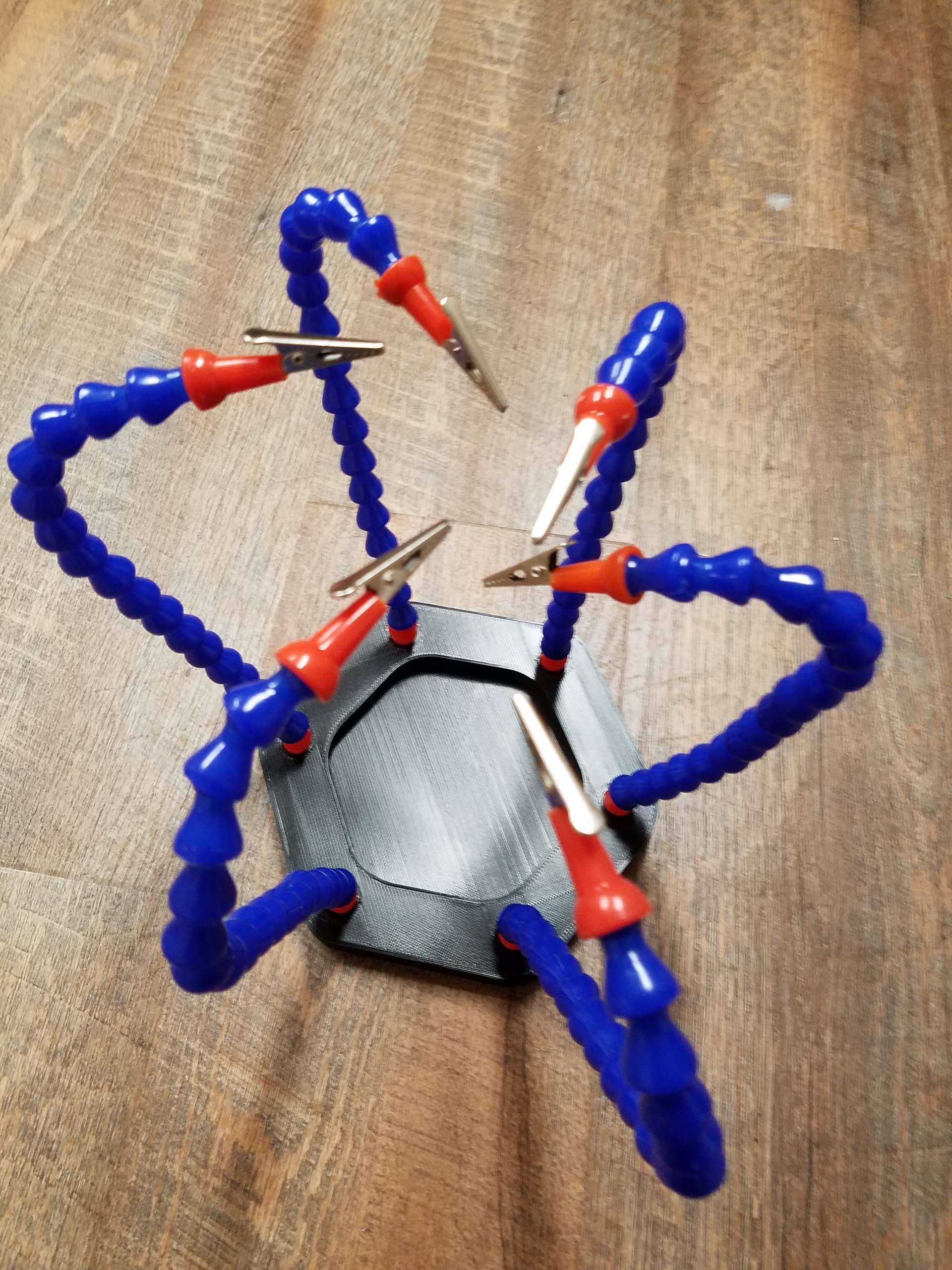 6 Arm helping Hands Soldering helper from blh5683 on Tindie