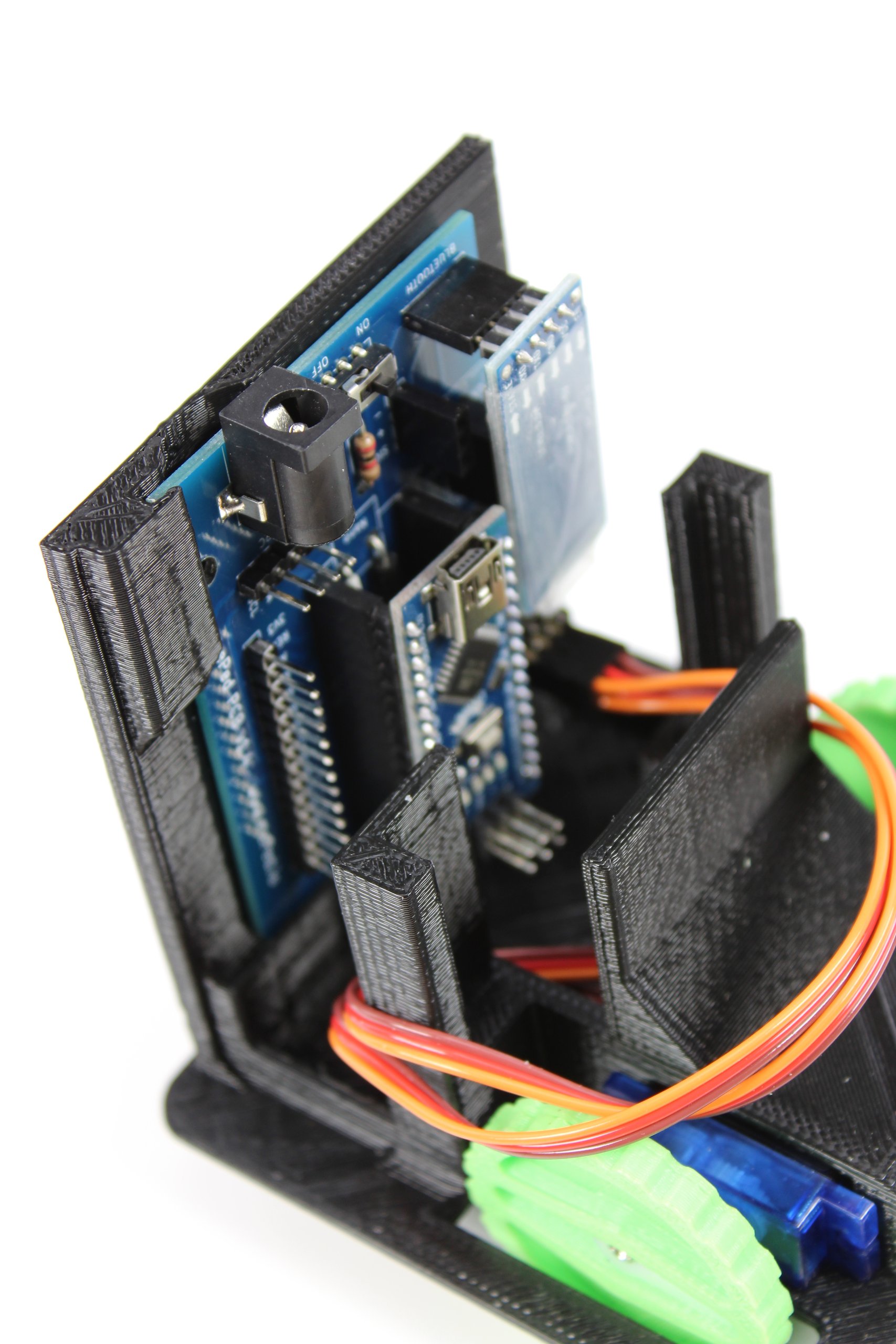 LittleBot: Simple Educational Robotics Kit from slantconcepts on Tindie