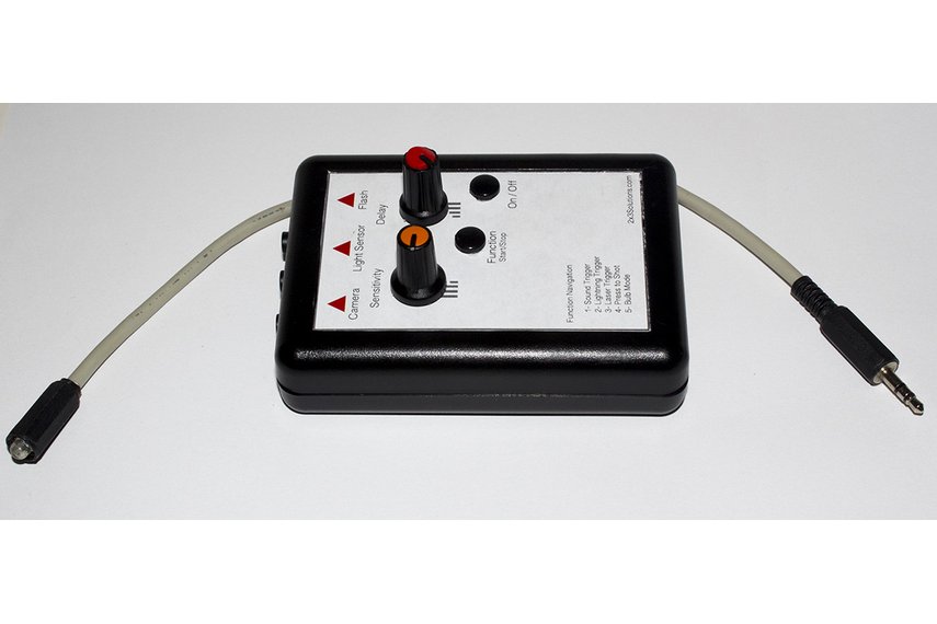 Sound, Laser, Lightning Trigger for DSLR Cameras from xGkNx on Tindie