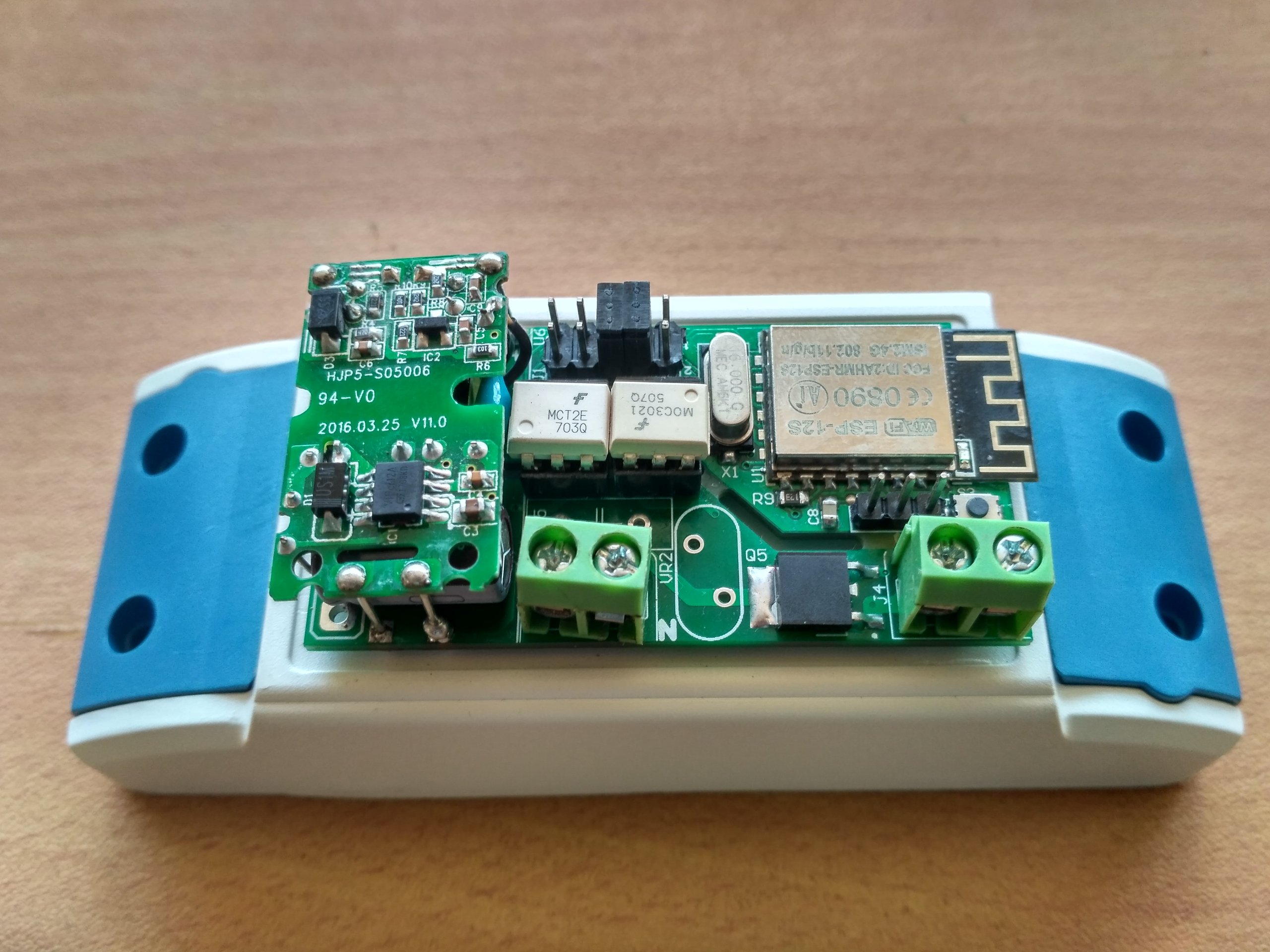 Wifi Esp8266 Based Single Triac Dimmer Board from Armtronix on Tindie
